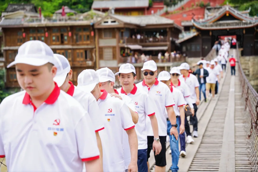 永利电器开展“党建凝聚力量,奋斗成就梦想”主题党日活动